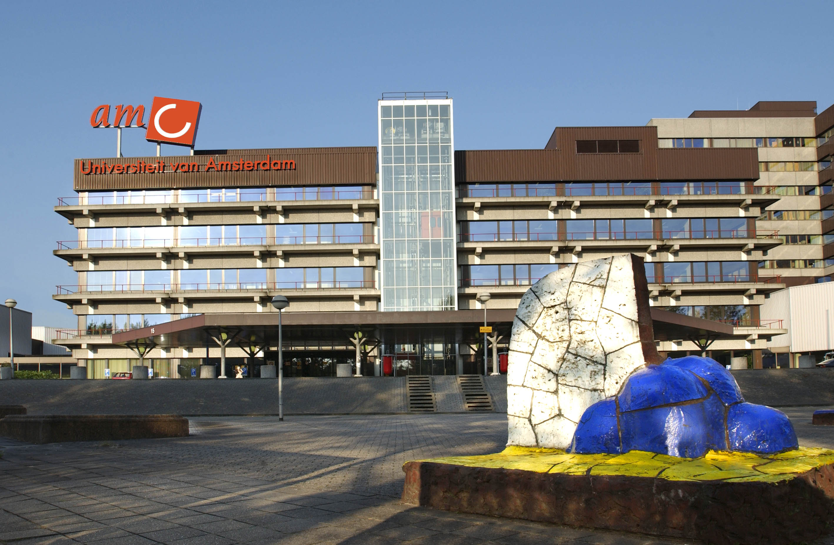 cid19836_onderzoekster 1987%20voor%20nieuwsbrief